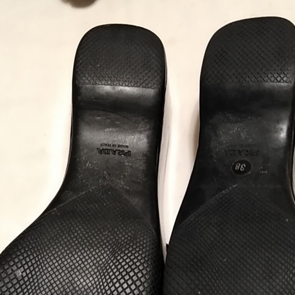 Sandals - Picture 3 of 3